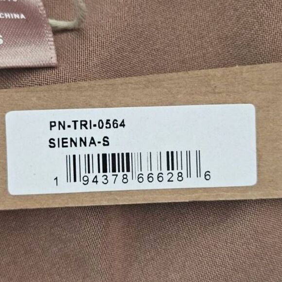 SKIMS WET JERSEY TRIANGLE BRALETTE NWT - Picture 8 of 9